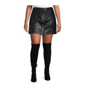 NWT Faux Leather Button Down Mini Skirt 3X Juniors Fits 22W